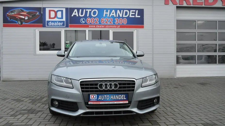AUDI A4 -