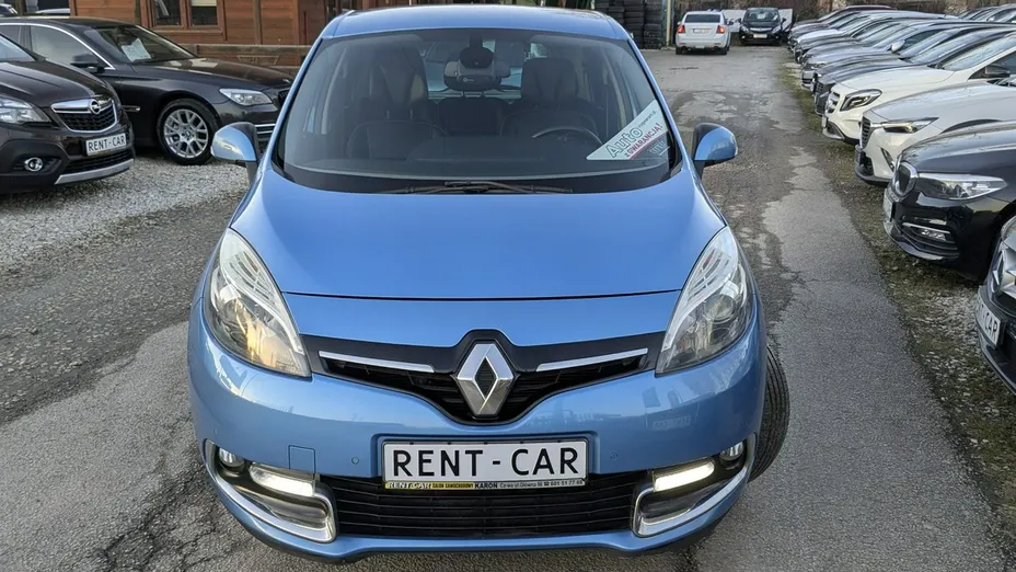 RENAULT Scenic -