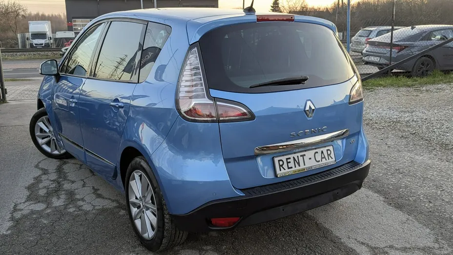 RENAULT Scenic -