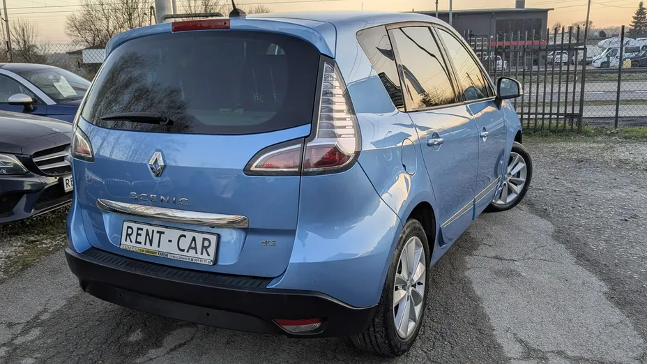 RENAULT Scenic -