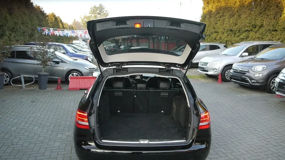 MERCEDES-BENZ C Klasa -