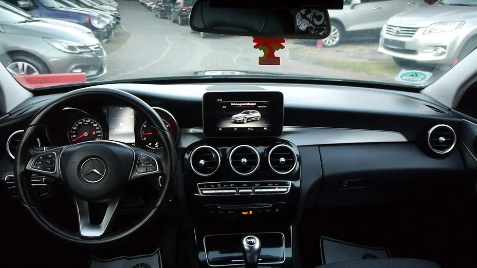 MERCEDES-BENZ C Klasa -