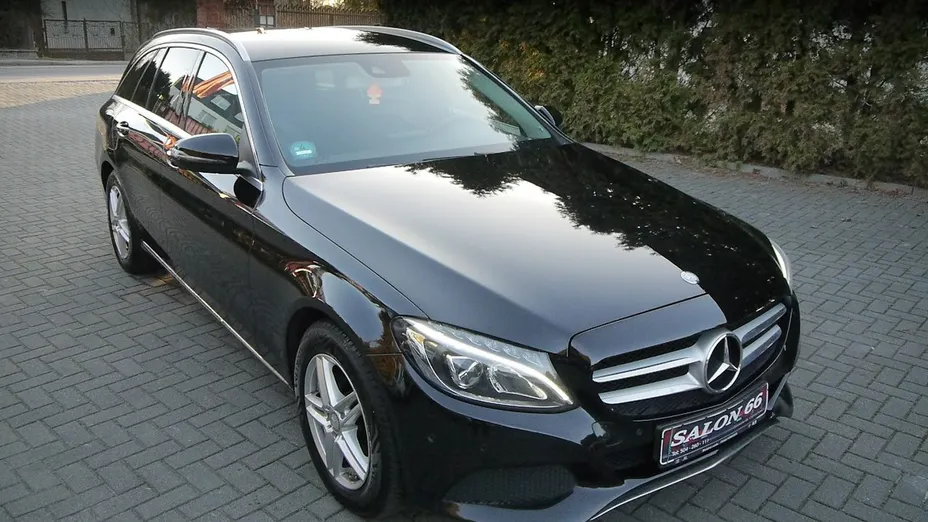MERCEDES-BENZ C Klasa -