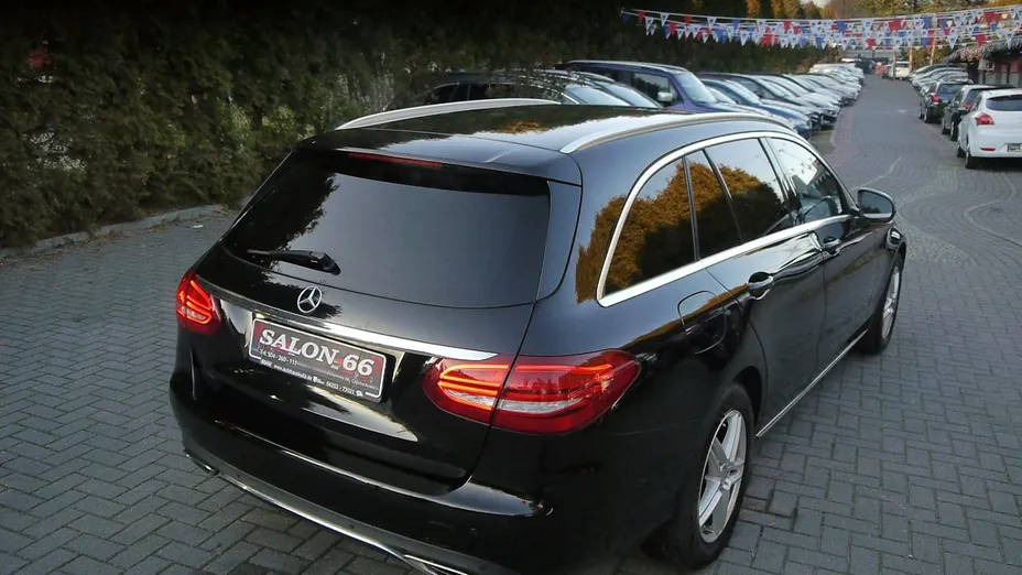 MERCEDES-BENZ C Klasa -