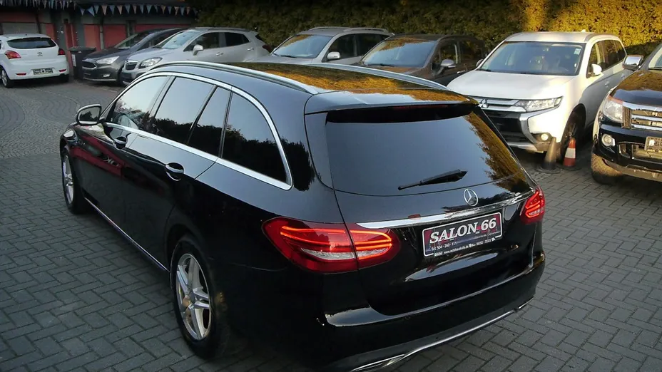 MERCEDES-BENZ C Klasa -