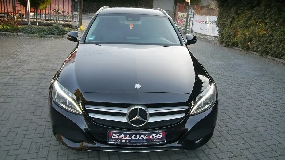 MERCEDES-BENZ C Klasa -