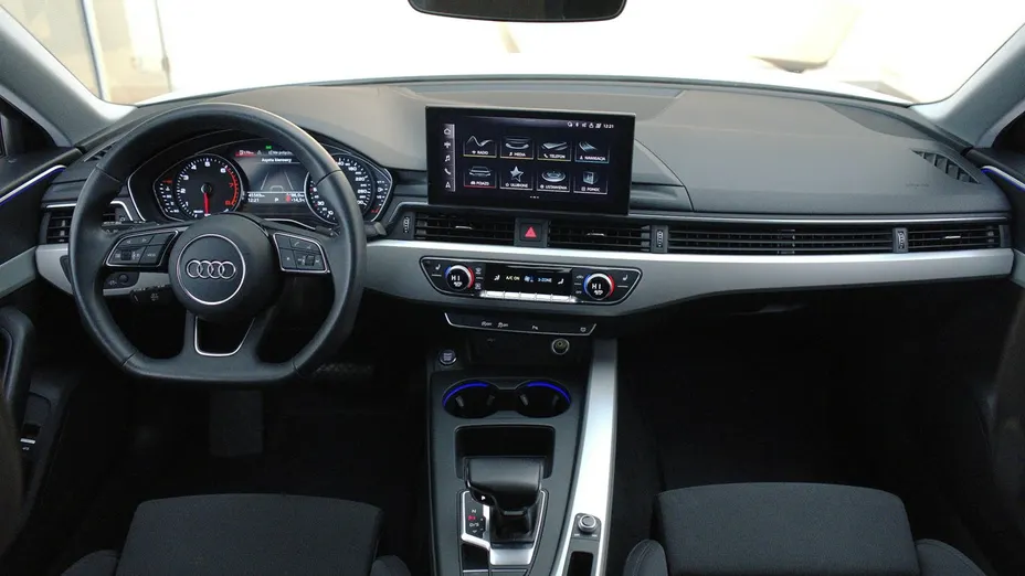 AUDI A4 A4 35 TFSI mHEV S tronic