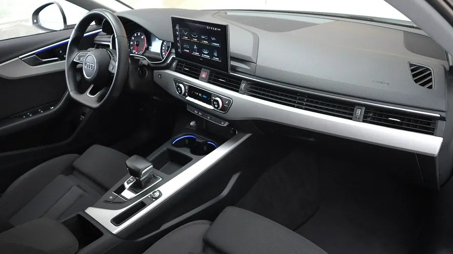 AUDI A4 A4 35 TFSI mHEV S tronic