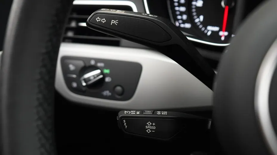 AUDI A4 A4 35 TFSI mHEV S tronic