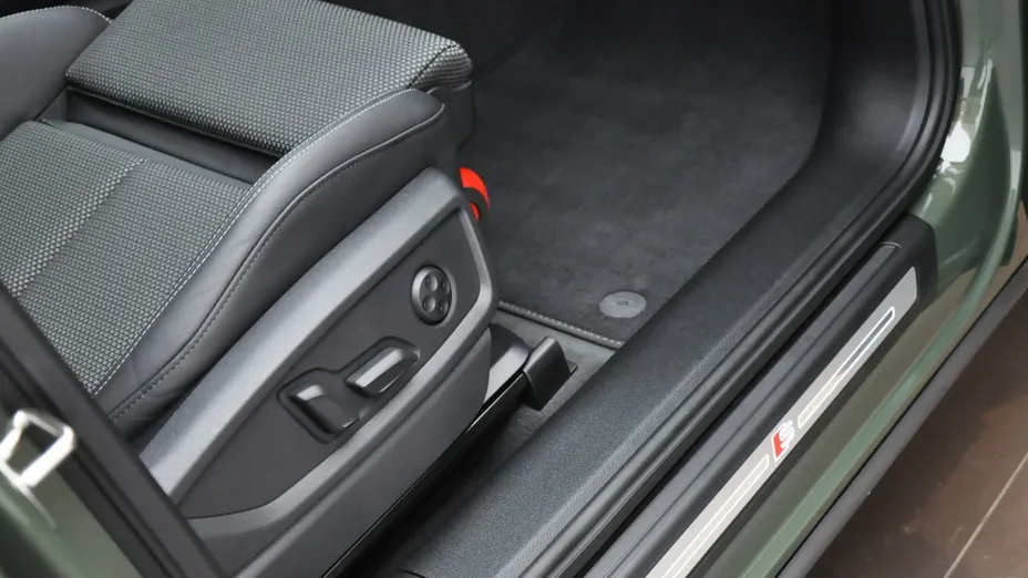 AUDI Q5 Q5 40 TFSI mHEV Quattro S Line S tronic