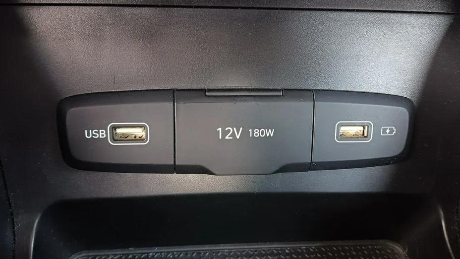 HYUNDAI Tucson -