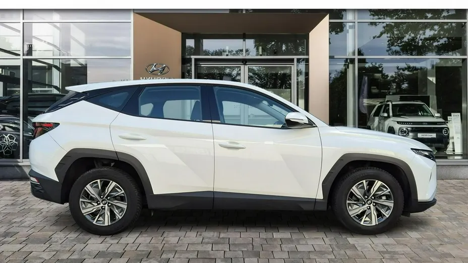 HYUNDAI Tucson -