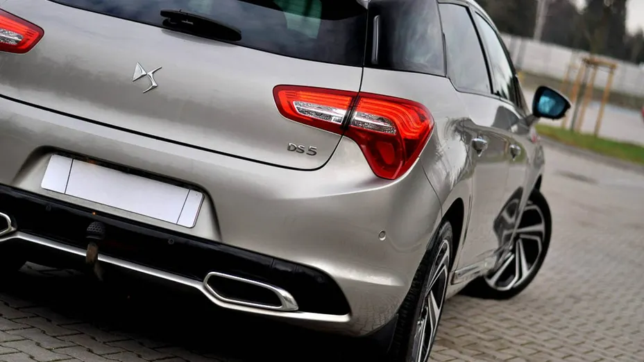 CITROEN DS5 -