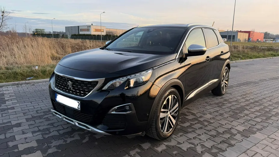 PEUGEOT 3008 -