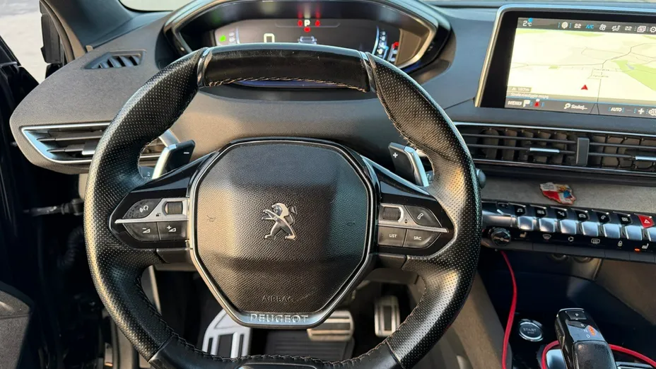 PEUGEOT 3008 -