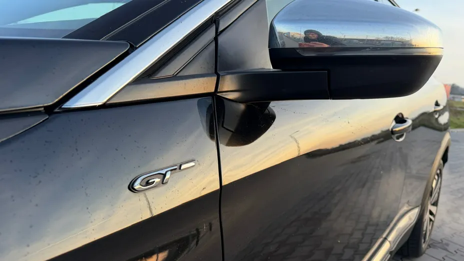 PEUGEOT 3008 -