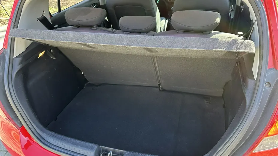 HYUNDAI i20 -