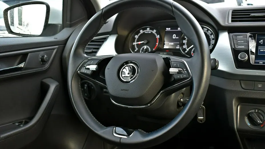 SKODA Fabia -