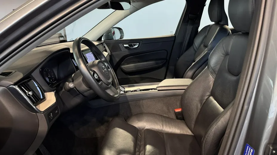 VOLVO XC60 XC60 B4 D AWD Inscription aut