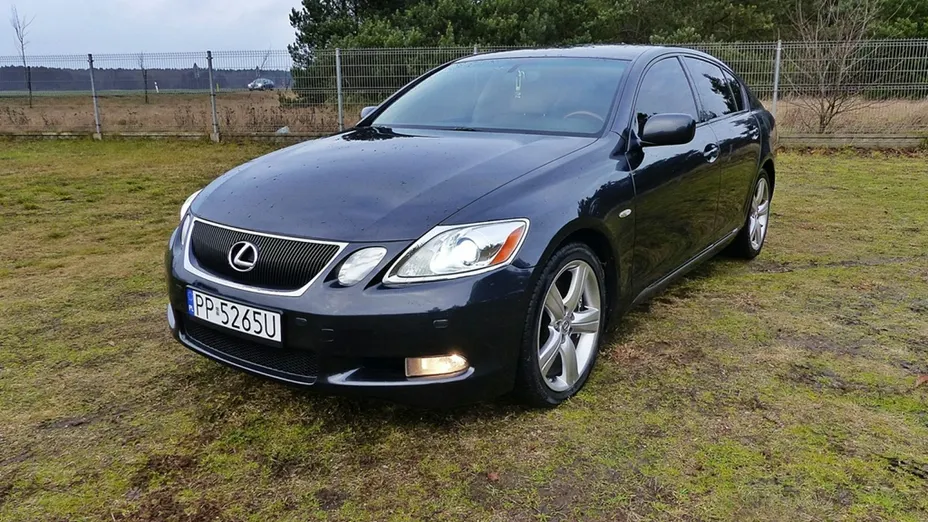 LEXUS GS -