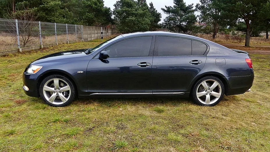 LEXUS GS -
