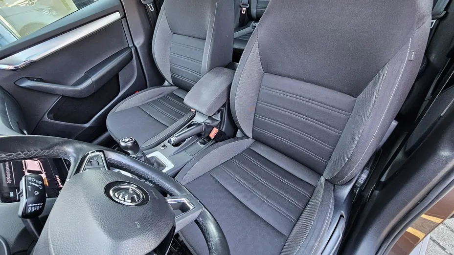 SKODA Octavia -