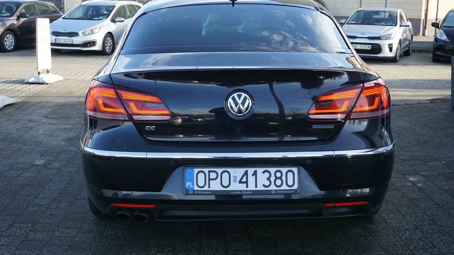 VOLKSWAGEN CC -