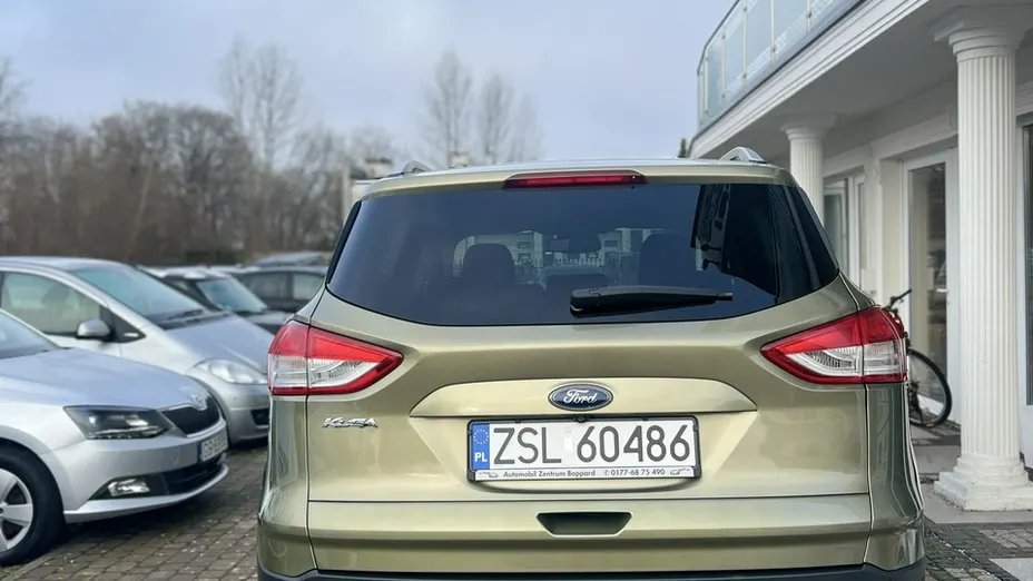 FORD Kuga -