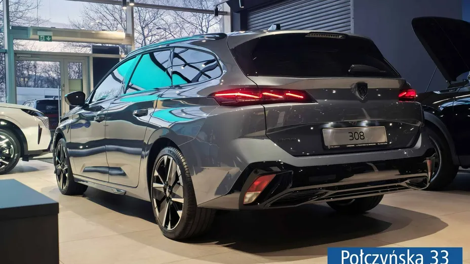 PEUGEOT 308 -