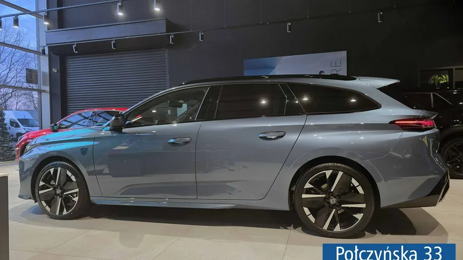 PEUGEOT 308 -