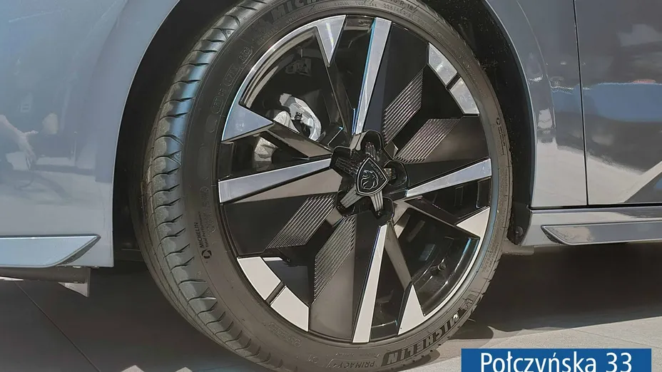 PEUGEOT 308 -
