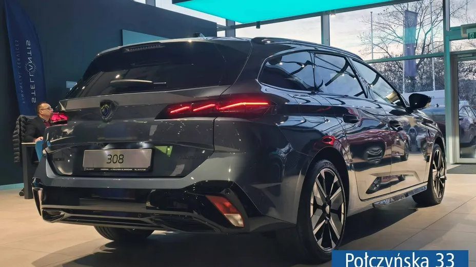 PEUGEOT 308 -