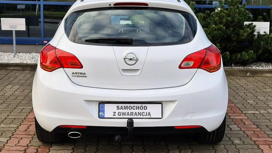 OPEL Astra -
