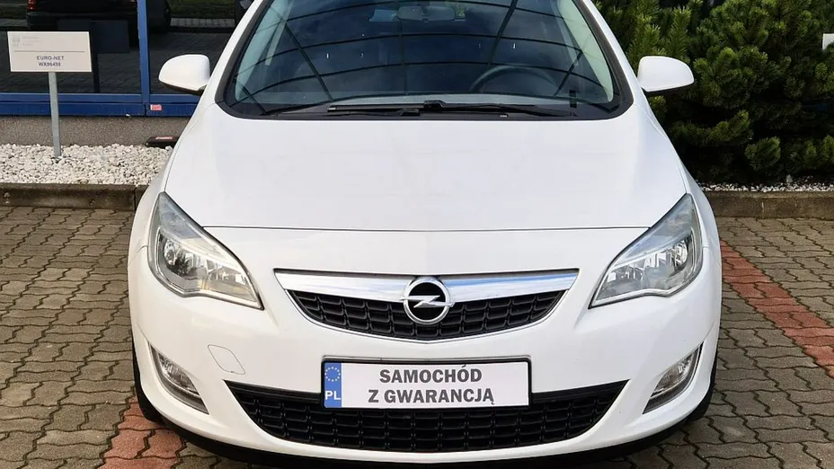 OPEL Astra -