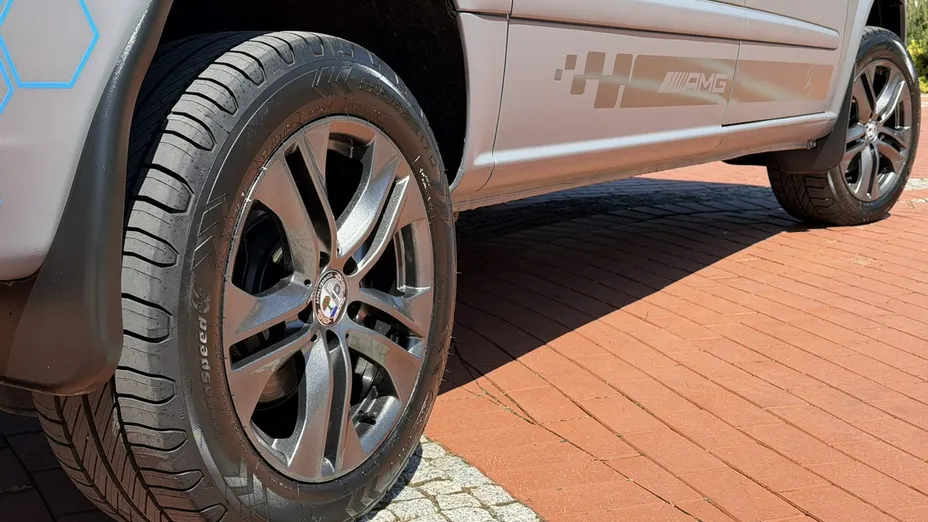MERCEDES-BENZ Vito -