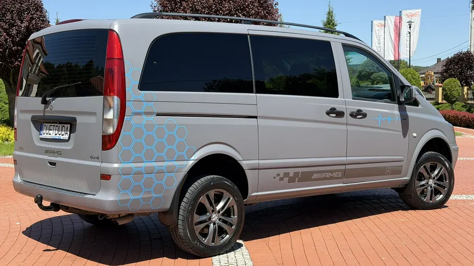 MERCEDES-BENZ Vito -
