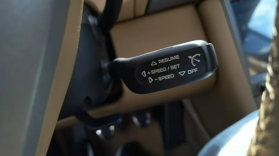PORSCHE Cayman -