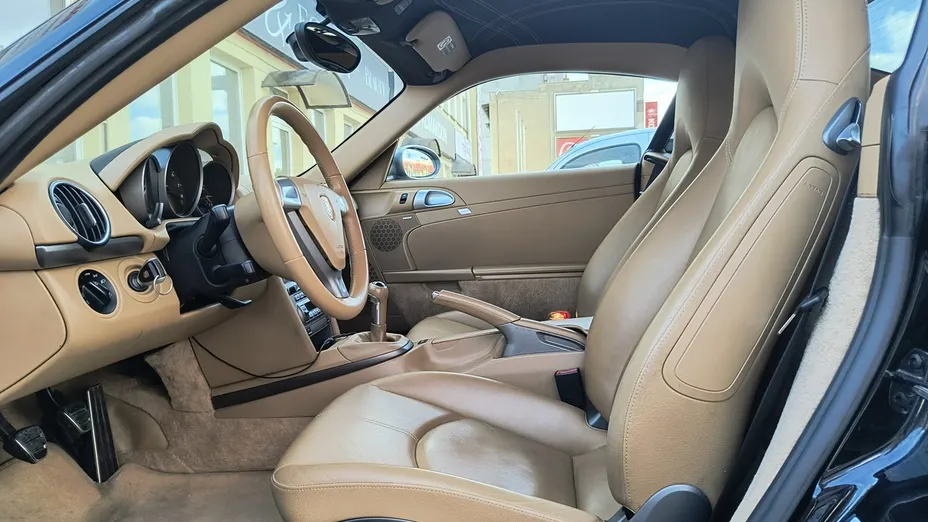 PORSCHE Cayman -