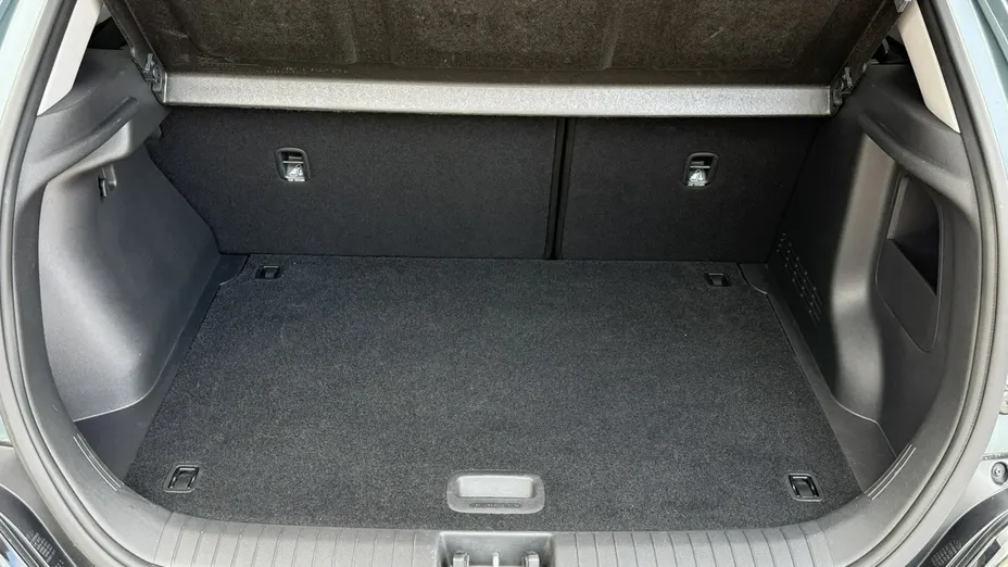 HYUNDAI Kona -