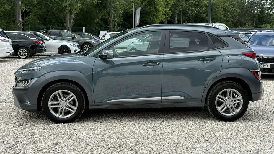 HYUNDAI Kona -
