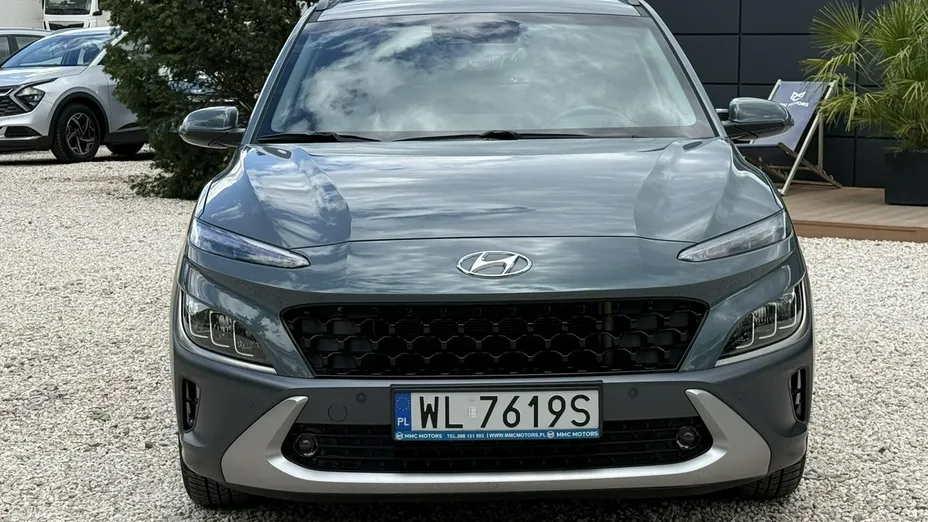 HYUNDAI Kona -
