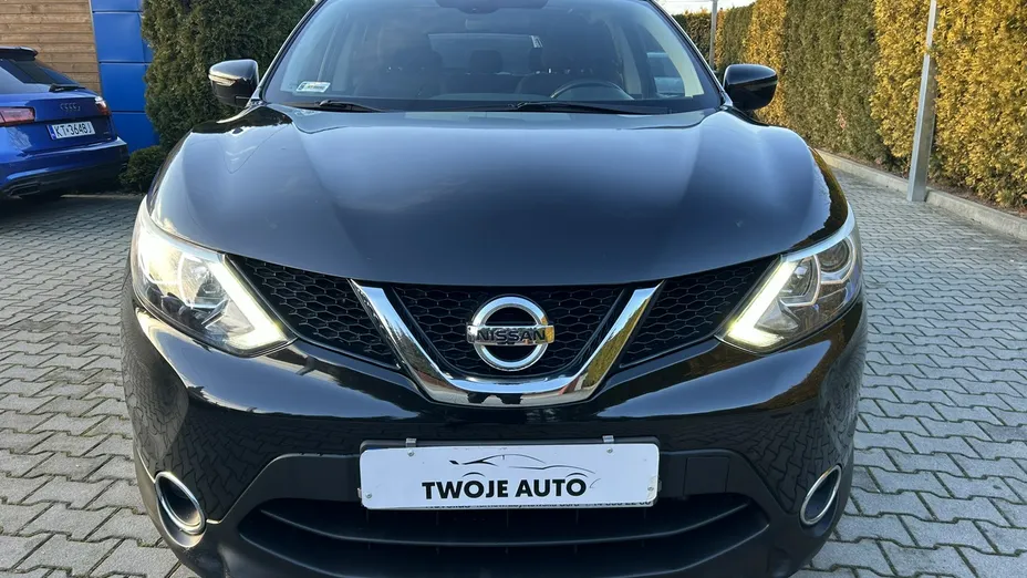 NISSAN Qashqai -