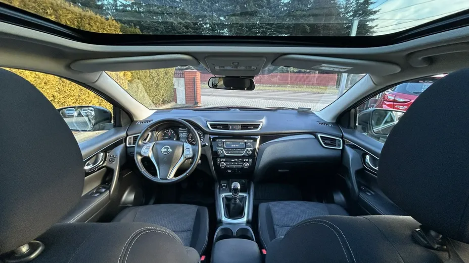 NISSAN Qashqai -
