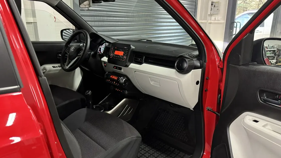 SUZUKI Ignis -