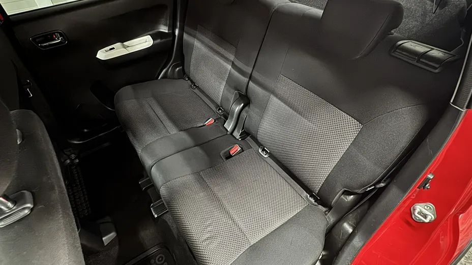 SUZUKI Ignis -