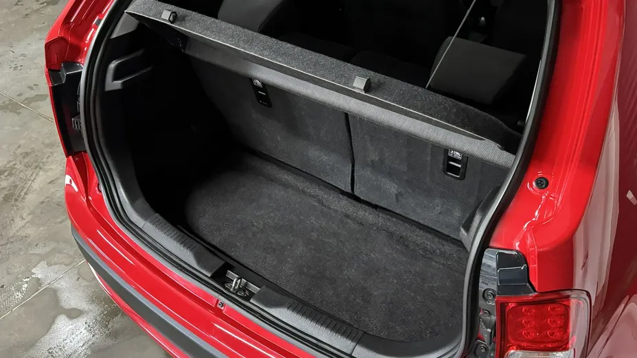 SUZUKI Ignis -