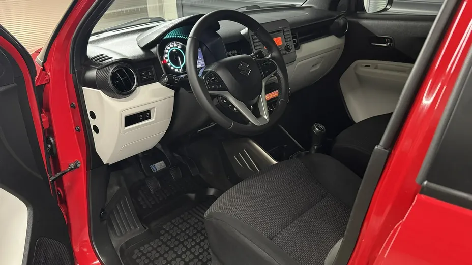 SUZUKI Ignis -