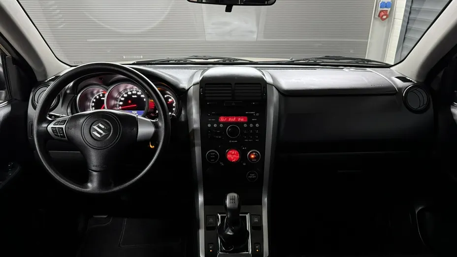 SUZUKI Grand Vitara -