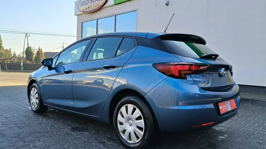 OPEL Astra -