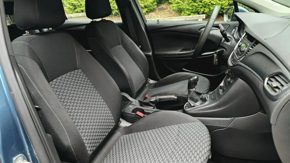 OPEL Astra -
